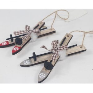 - Træ ski 10x4,6cm, med stave,